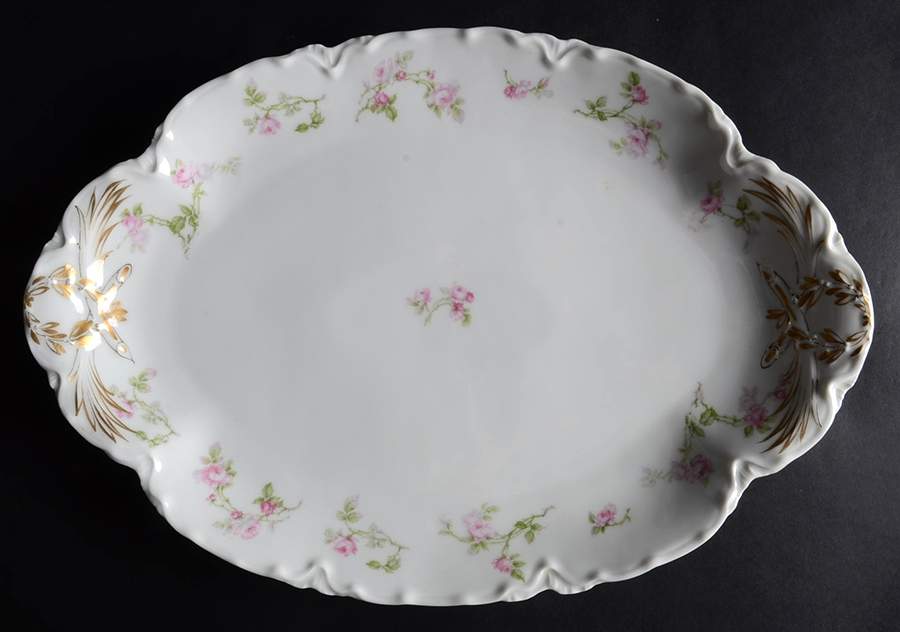 Schleiger 31A 15" Oval Serving Platter by Haviland-1