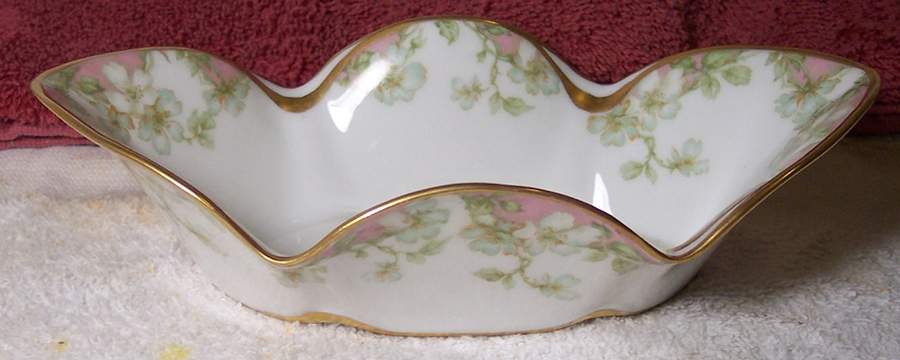 Schleiger 33 9" Oval Vegetable Bowl by Haviland-1