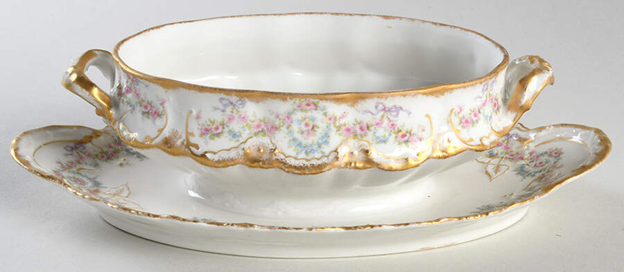 Schleiger 330 Gravy Boat w/Attached Underplate No Lid by Haviland-1