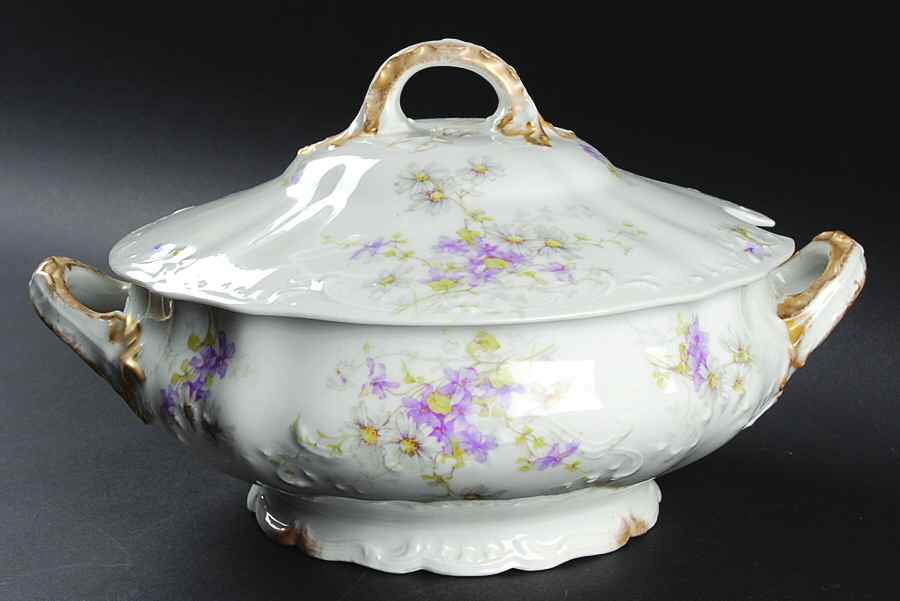 Schleiger 331f Tureen &  Lid by Haviland-1