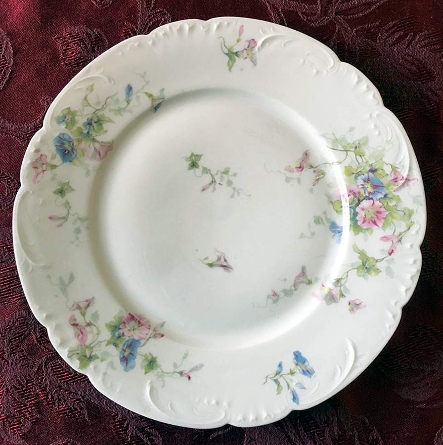 Schleiger 333a Dinner Plate by Haviland-1