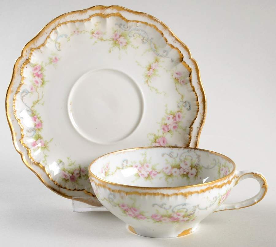 Schleiger 340 Oversized Cup & Saucer Set by Haviland-1
