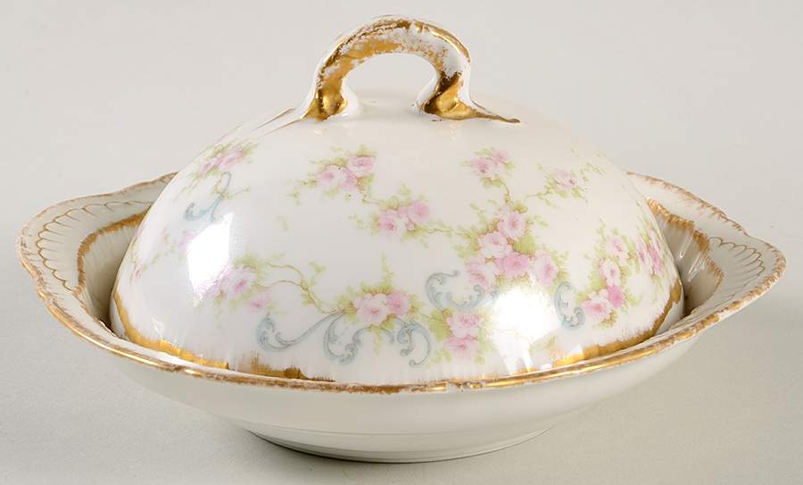 Schleiger 340 Round Covered Butter with Strainer by Haviland-1