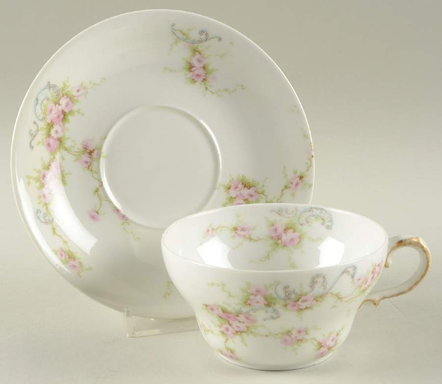 Schleiger 340e Flat Cup & Saucer Set by Haviland-1