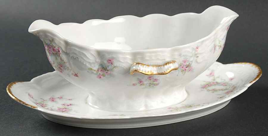 Schleiger 342 Gravy Boat with Attached Underplate by Haviland-1