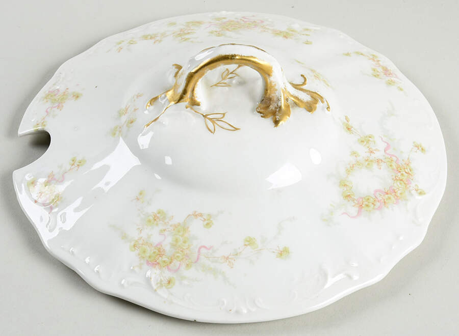 Schleiger 342q Lid for Round Vegetable by Haviland-1