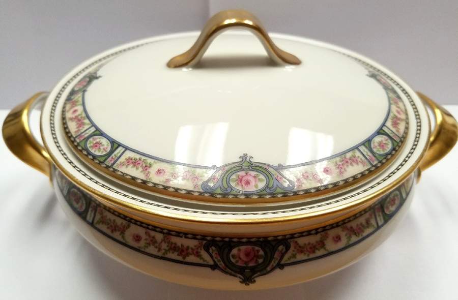 Schleiger 344 Round Covered Vegetable by Haviland-1
