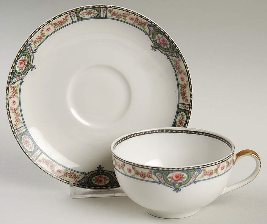Schleiger 344b Flat Cup & Saucer Set by Haviland-1