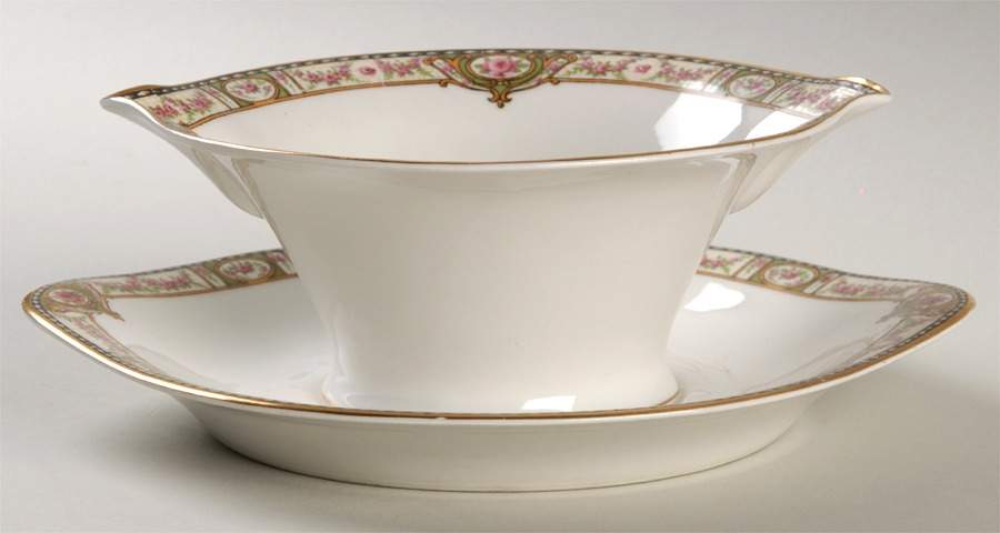 Schleiger 344d Gravy Boat with Attached Underplate by Haviland-1