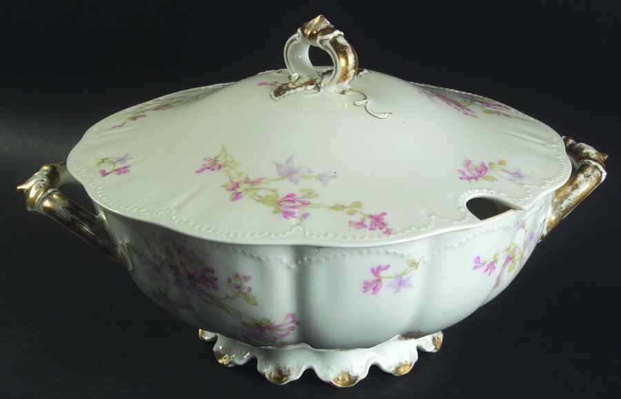 Schleiger 36g Tureen &  Lid by Haviland-1