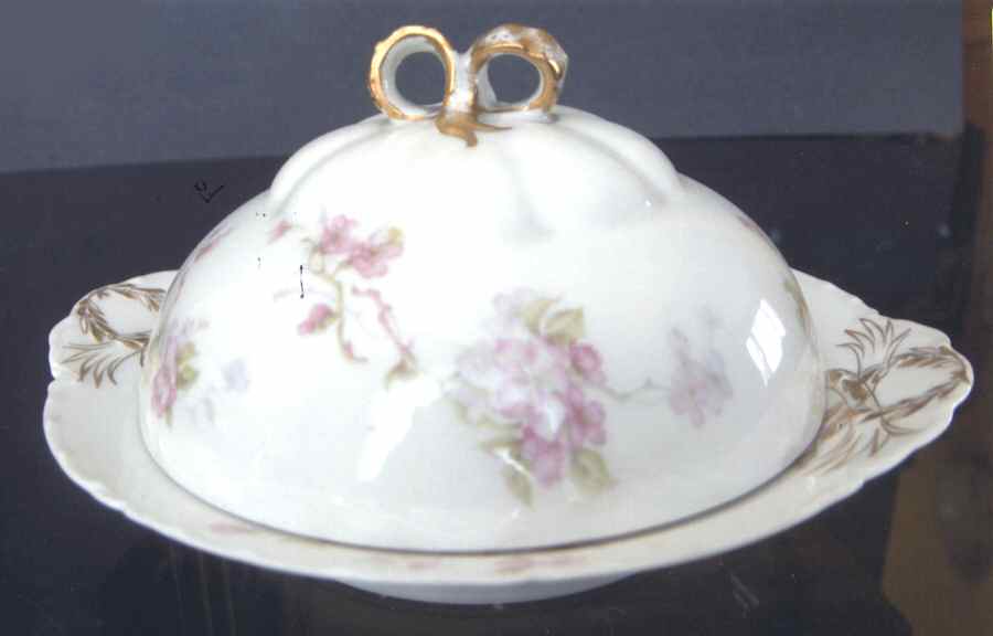 Schleiger 37 Round Covered Butter by Haviland-1