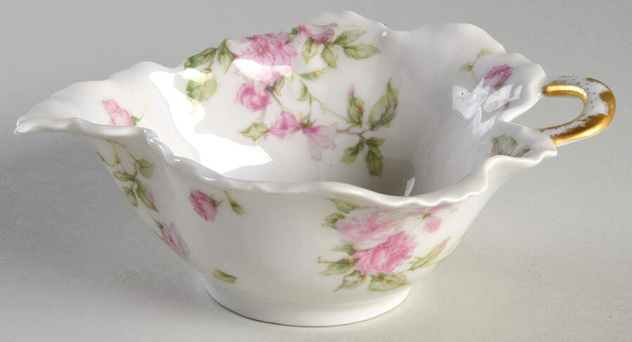 Schleiger 39C 6" Leaf Dish by Haviland-1