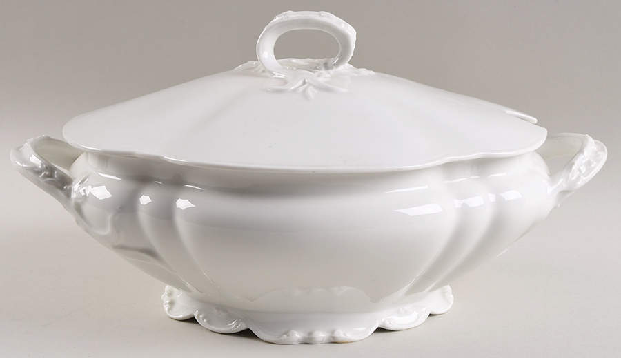 Schleiger 4 Oval Tureen & Lid by Haviland-1