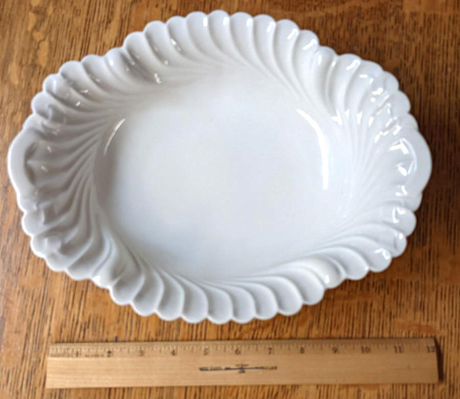 Schleiger 413 (Older, Pre 1950) 11" Oval Vegetable Bowl by Haviland-1
