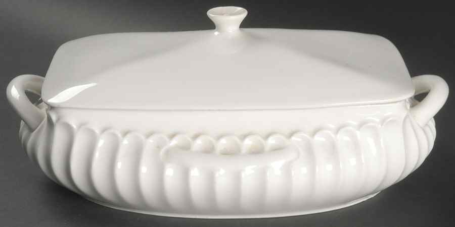 Schleiger 413 (Older, Pre 1950) Rectangular Covered Vegetable by Haviland-1
