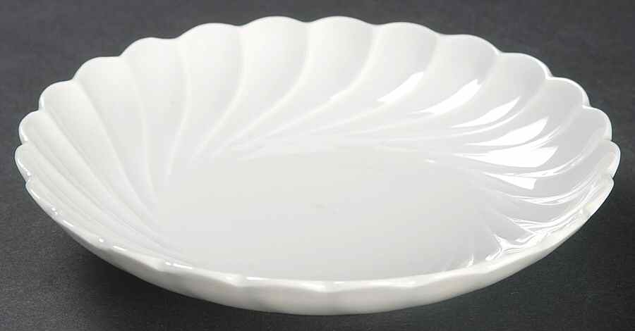 Schleiger 413 (Older, Pre 1950) Small Bon Bon by Haviland-1