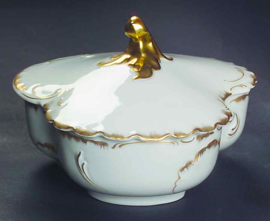 Schleiger 422 Round Covered Butter by Haviland-1