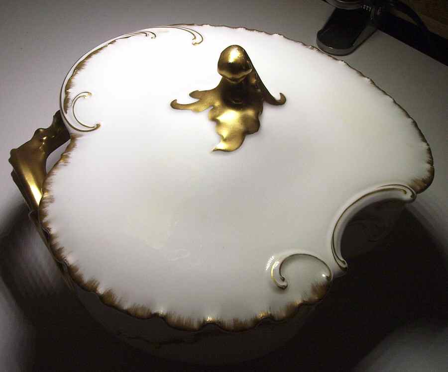 Schleiger 422 Lid for Small Round Vegetable by Haviland-1