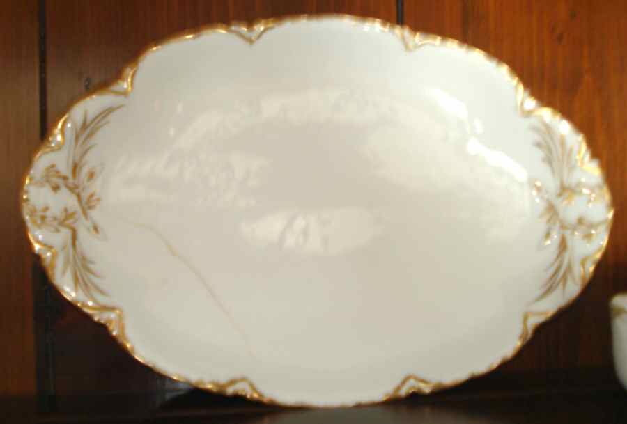 Schleiger 427 11" Oval Serving Platter by Haviland-1