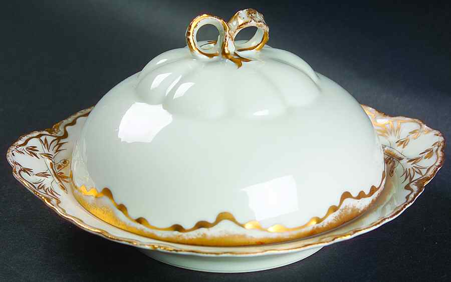 Schleiger 428 Round Covered Butter with Strainer by Haviland-1