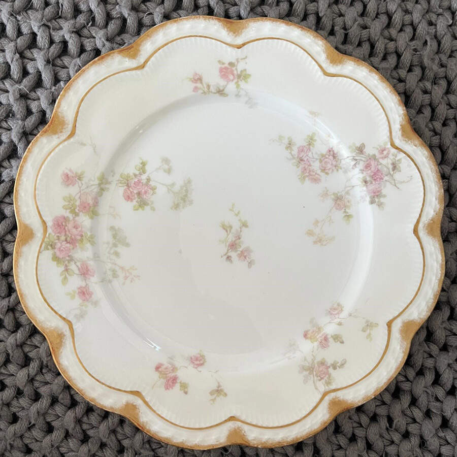 Schleiger 42G Dinner Plate by Haviland-1