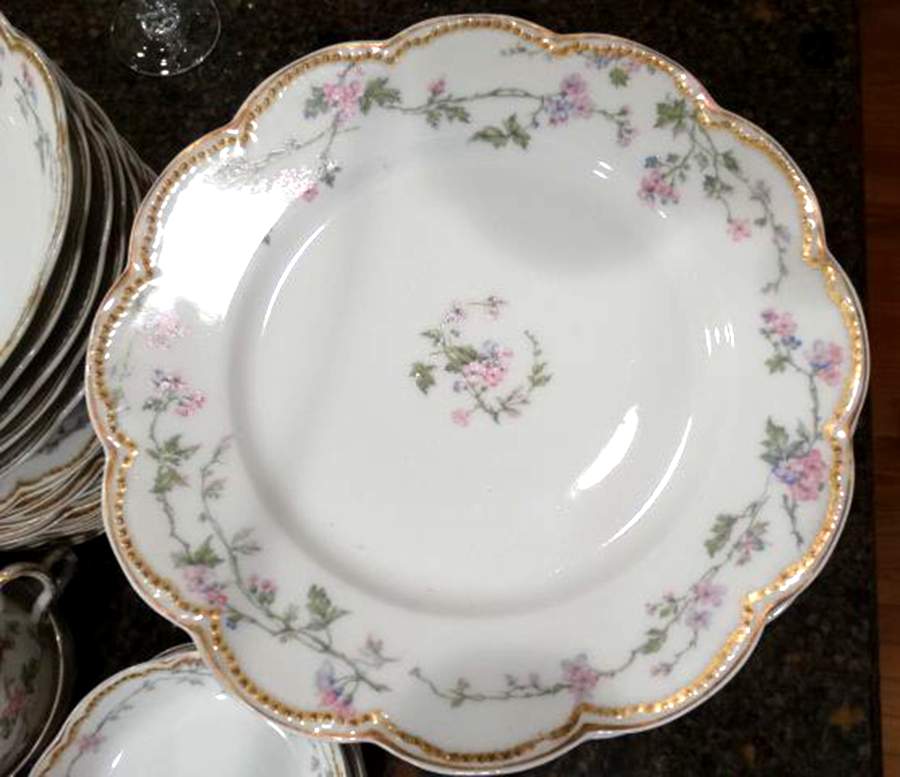 Schleiger 449 Dinner Plate by Haviland-1