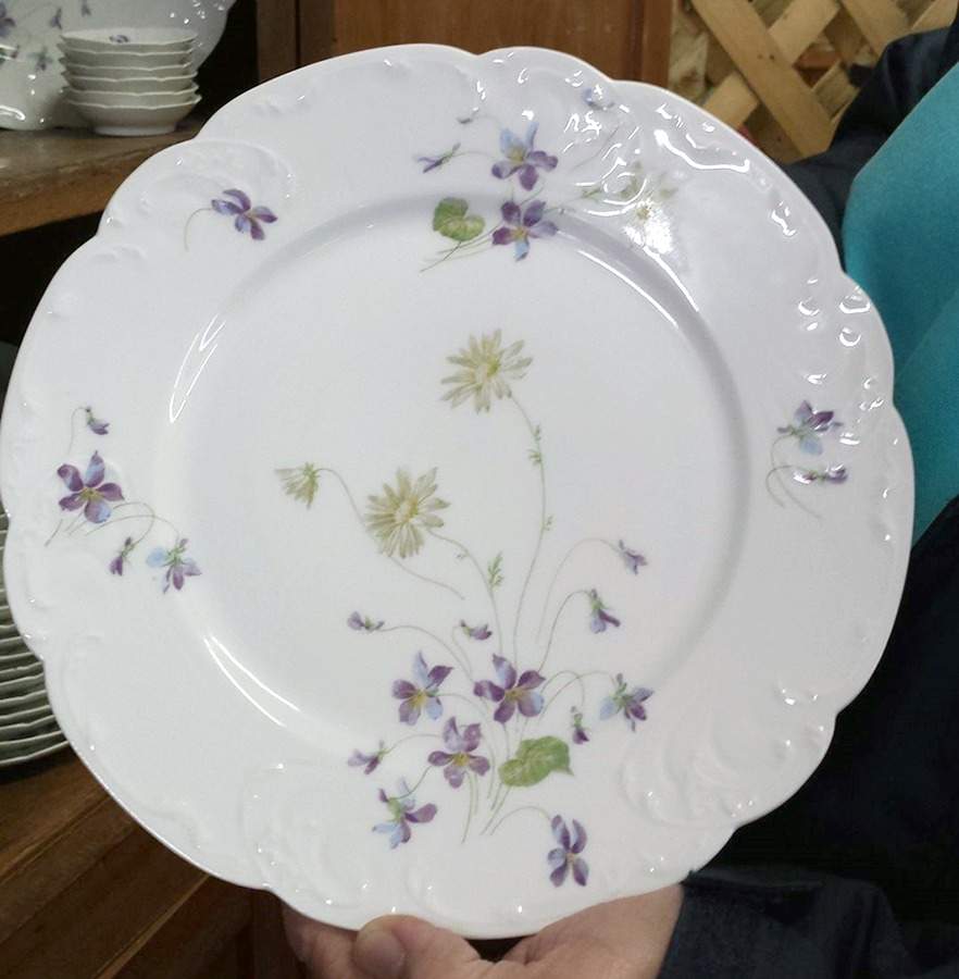 Schleiger 453j Dinner Plate by Haviland-1