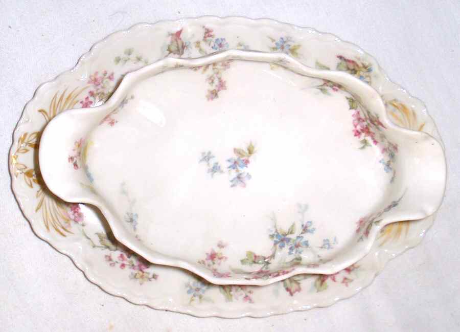 Schleiger 455h Gravy Boat with Attached Underplate by Haviland-1
