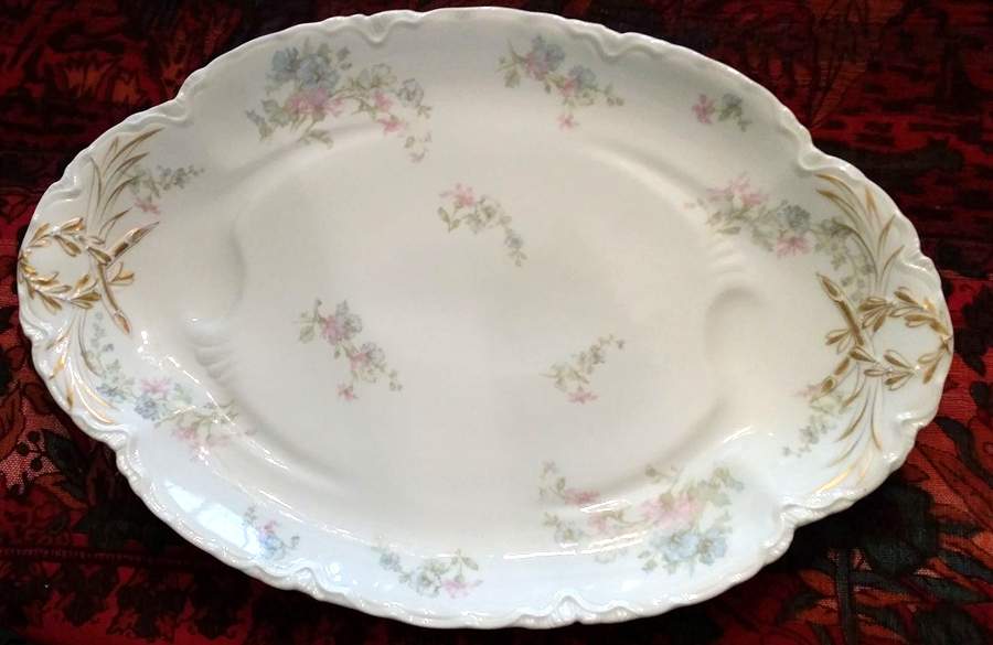 Schleiger 46 18" Oval Serving Platter by Haviland-1