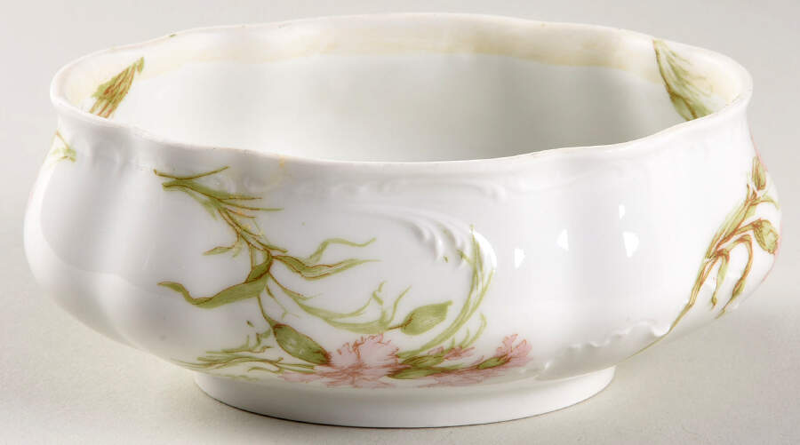 Schleiger 472c Gravy Boat No Lid by Haviland-1