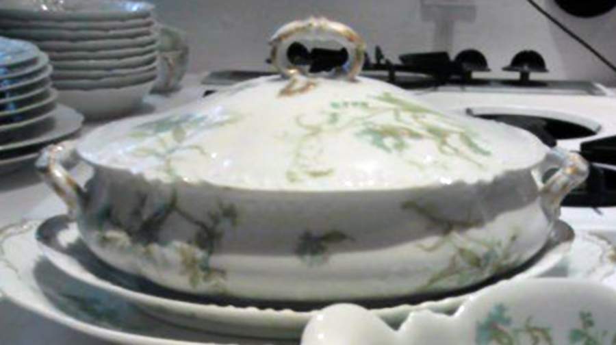 Schleiger 472d Oval Covered Vegetable by Haviland-1