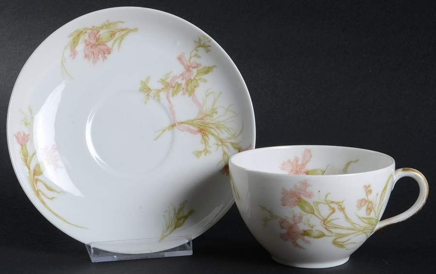 Schleiger 472f Flat Cup & Saucer Set by Haviland-1