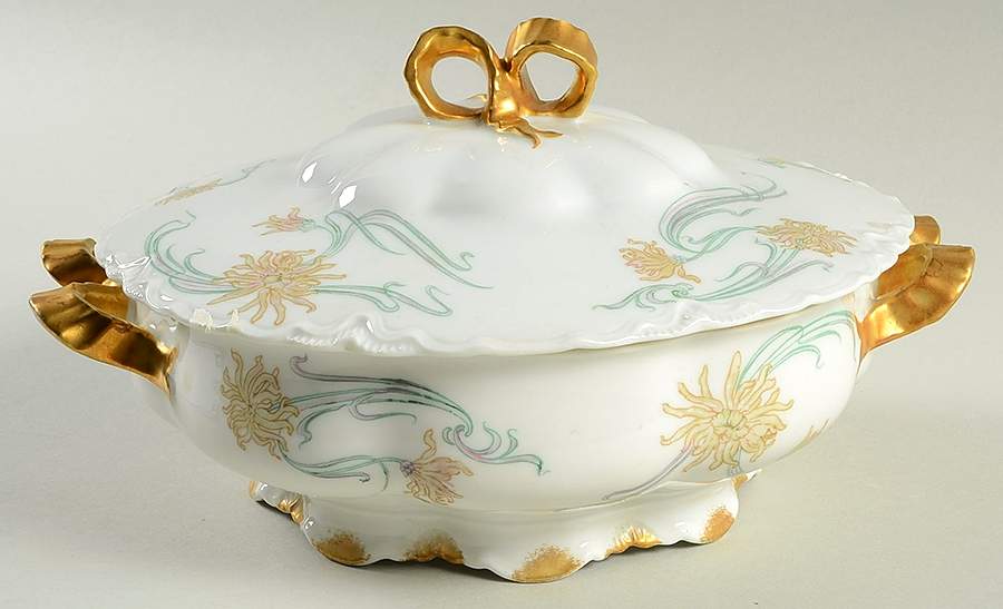Schleiger 492G Round Covered Vegetable by Haviland-1
