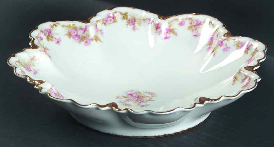 Schleiger 525 9" Salad Serving Bowl by Haviland-1