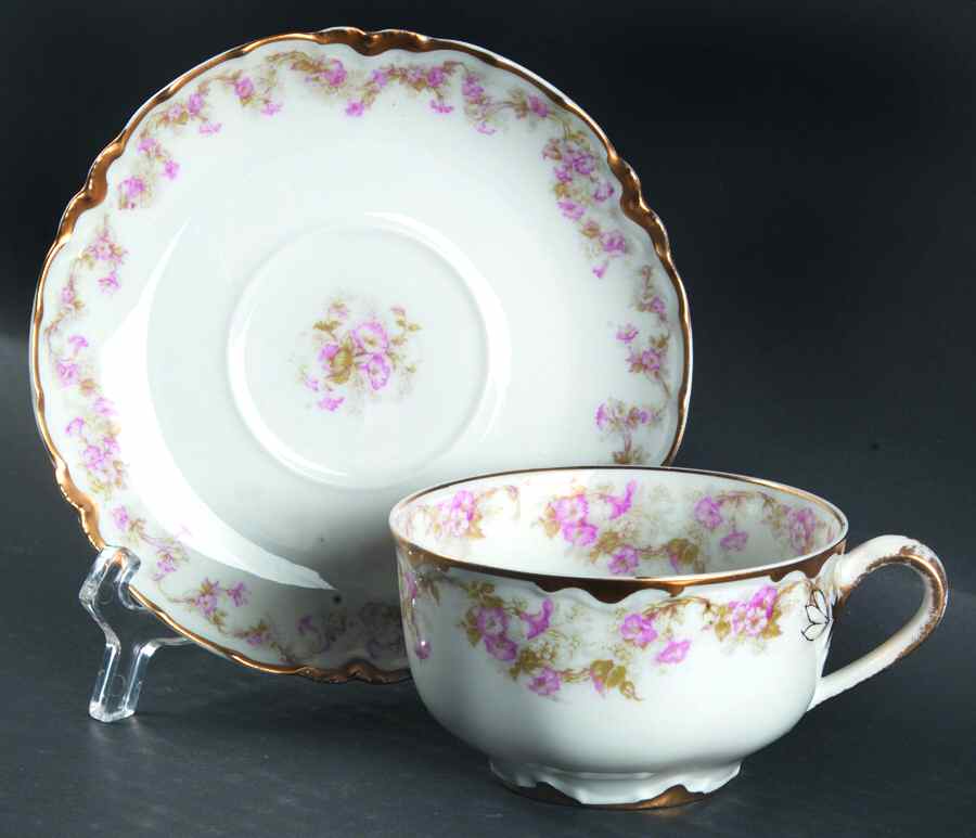 Schleiger 525 Flat Cup & Saucer Set by Haviland-1