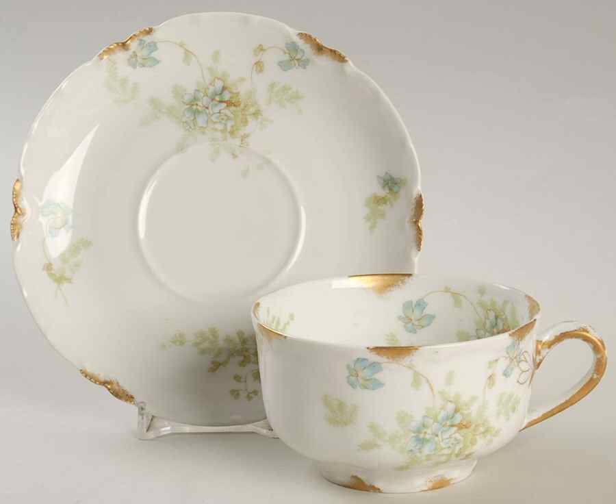 Schleiger 52b Flat Cup & Saucer Set by Haviland-1
