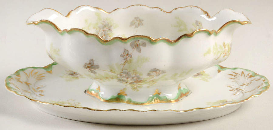 Schleiger 52C Gravy Boat with Attached Underplate by Haviland-1