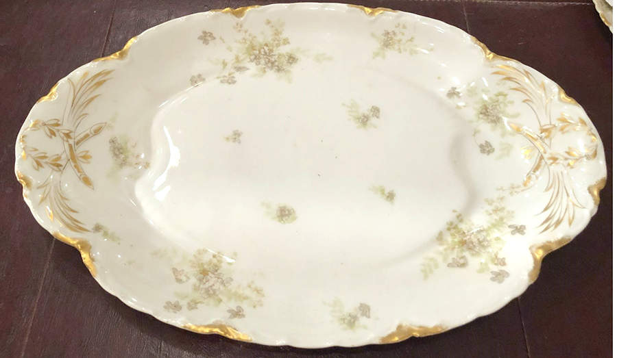 Schleiger 52h 17" Oval Serving Platter by Haviland-1