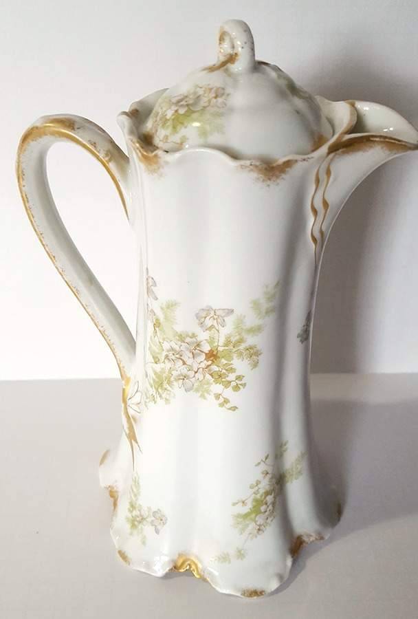 Schleiger 52h Chocolate Pot & Lid by Haviland-1