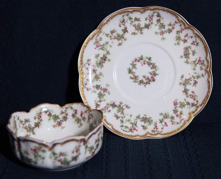 Schleiger 543 Ramekin & Saucer Set by Haviland-1
