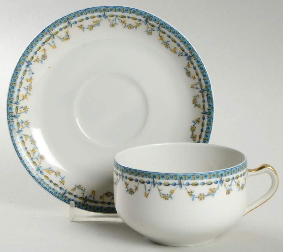 Schleiger 562A Flat Cup & Saucer Set by Haviland-1