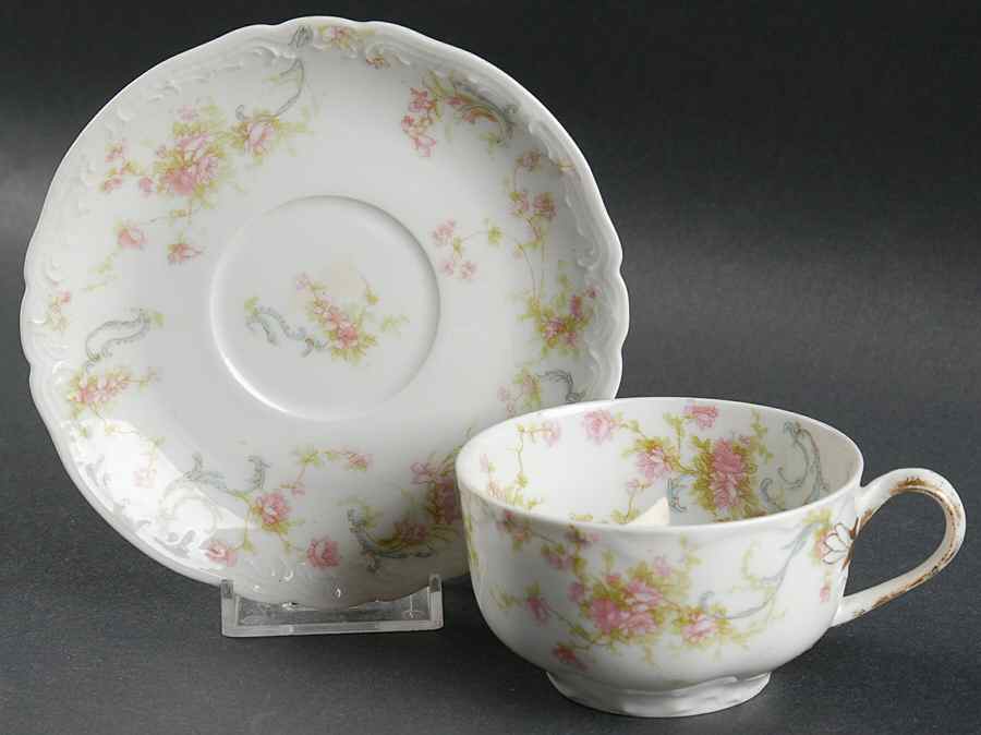 Schleiger 57 Flat Cup & Saucer Set by Haviland-1