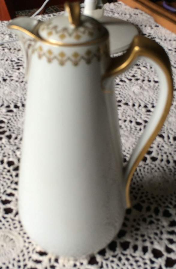Schleiger 570 Chocolate Pot & Lid by Haviland-1