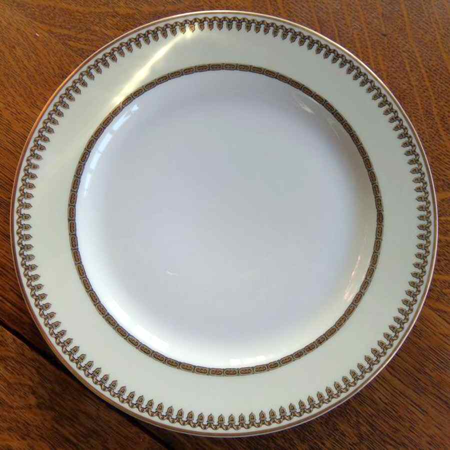 Schleiger 572 Dinner Plate by Haviland-1