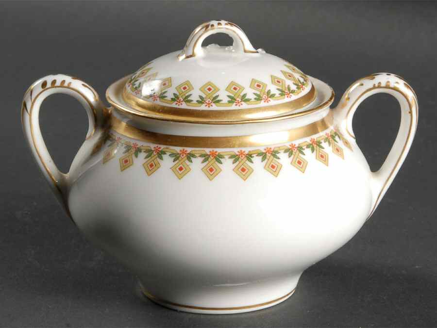 Schleiger 574 Sugar Bowl & Lid by Haviland-1