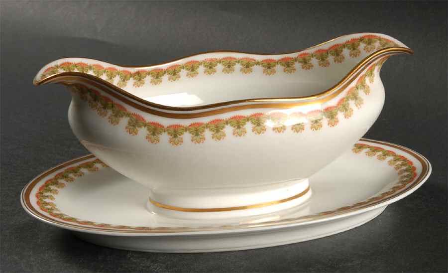 Schleiger 575 Gravy Boat with Attached Underplate by Haviland-1