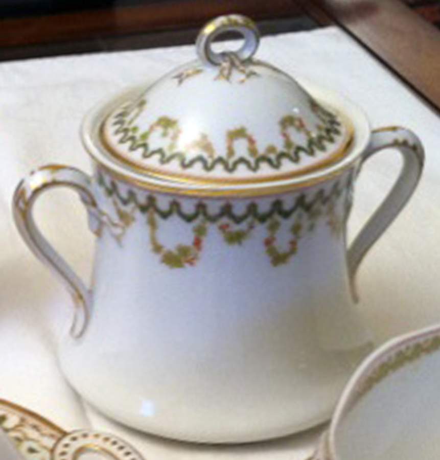 Schleiger 579 Sugar Bowl & Lid by Haviland-1