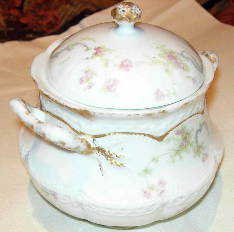 Schleiger 57G Sugar Bowl & Lid by Haviland-1