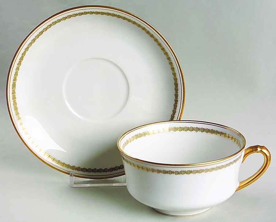 Schleiger 587 Flat Cup & Saucer Set by Haviland-1