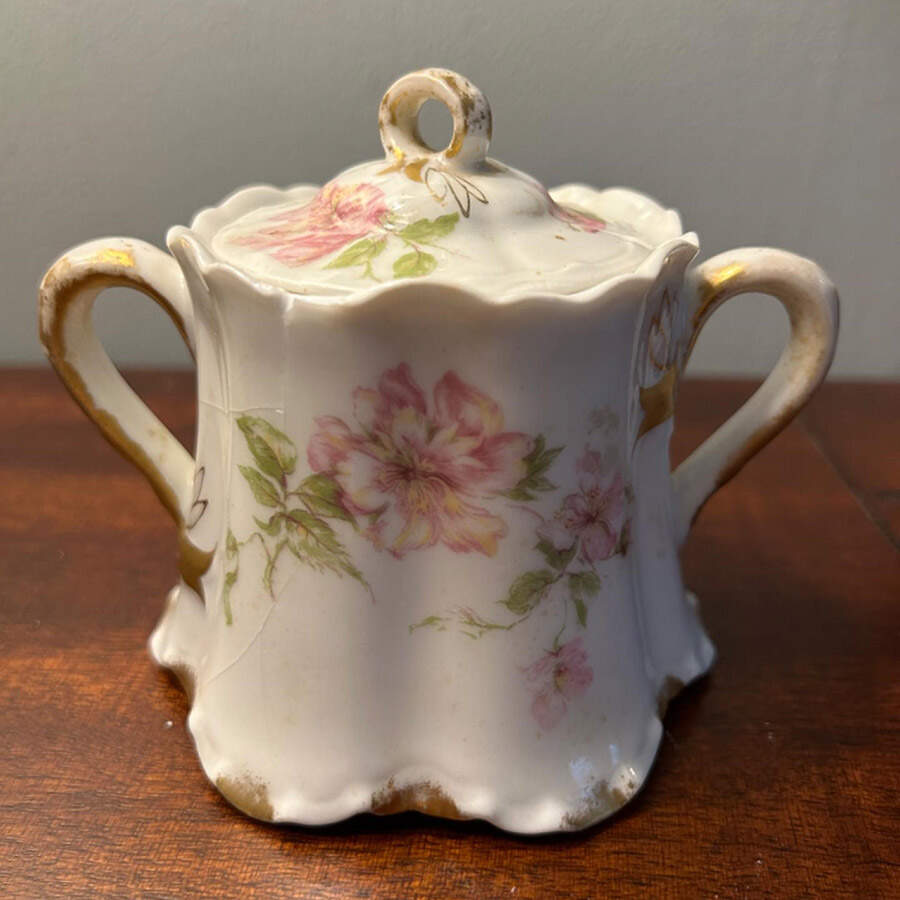Schleiger 59 Sugar Bowl & Lid by Haviland-1